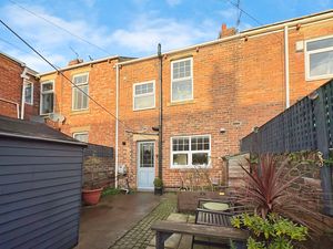 Photo 8- click for photo gallery